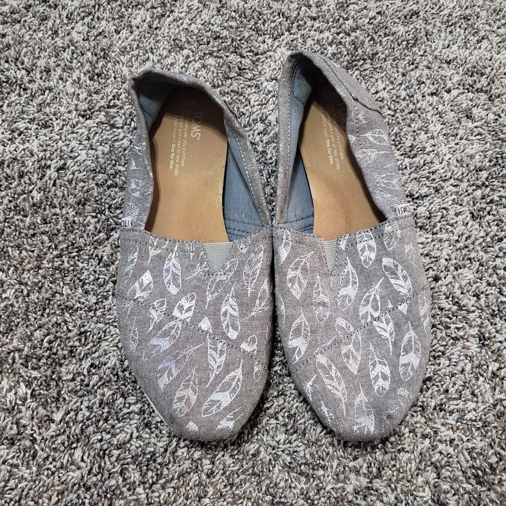 EUC sz 11 Toms Alpargata slip-ons